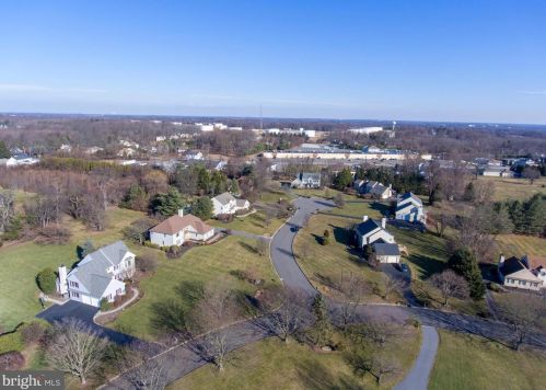 3771 Brookcroft Pl, Boothwyn, PA 19060-1820
