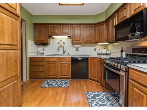 1402 Skylane Dr, Norwalk, IA 50211-1118