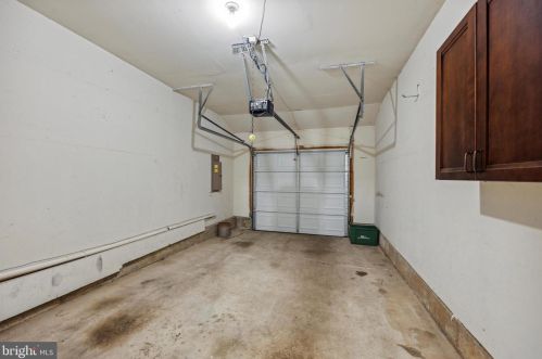 110 Gleneagles Dr, Blue Bell PA  19422-3240 exterior