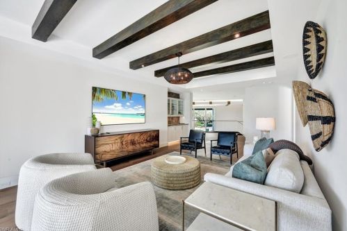 3401 Crayton Rd, Naples FL 34103-3515 exterior