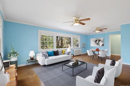 9 Avondale Rd, White Plains NY  10605-4101 exterior