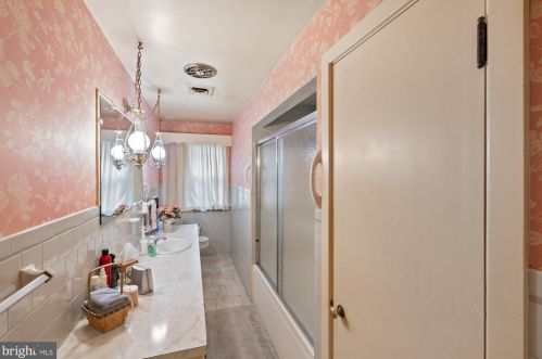 15 Lee St, Hanover PA  17331-1923 exterior