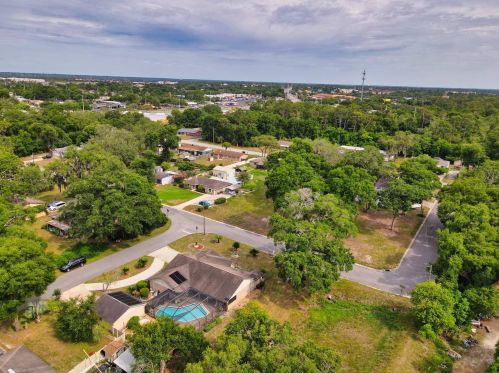 137 Gardenia Dr, Orange City FL  32763-7514 exterior