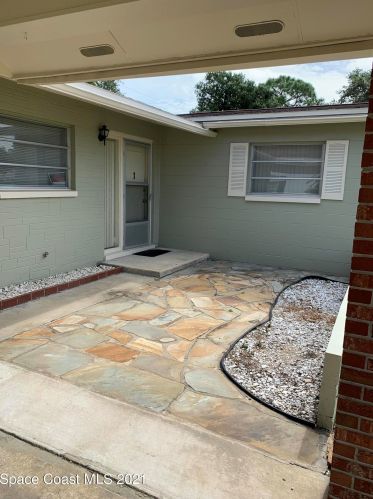 1630 Shelley Pl, Titusville, FL 32780-6222