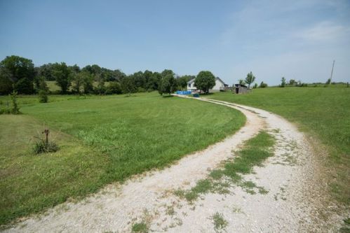 1100 Wooldridge Spur, Lawrenceburg KY  40342-9663 exterior