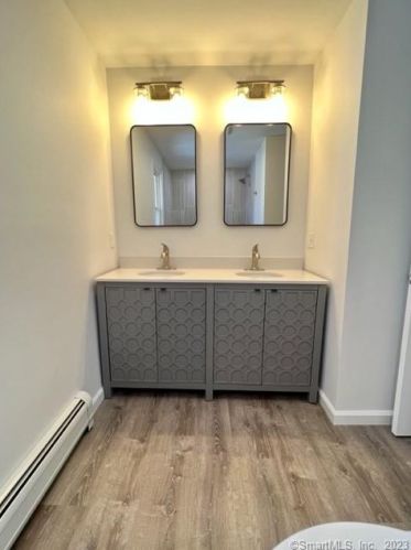 25 Atwood Rd, Woodbury CT  06798-2324 exterior