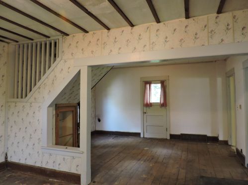 220 Elm St, Walworth, WI 53184-9693