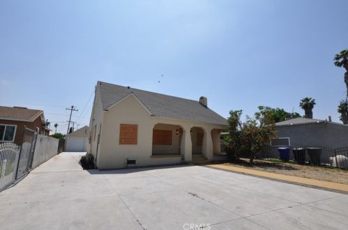 948 Scenic Dr, San Bernardino, CA 92408-1816