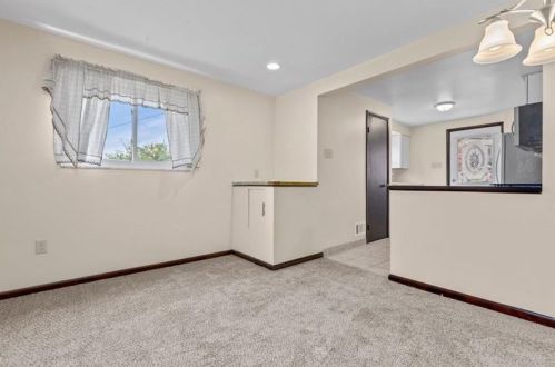 1547 Berkshire Ave, Pittsburgh PA  15226-2475 exterior