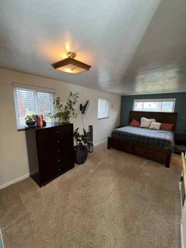 8040 Remington Dr, Pittsburgh PA  15237-6235 exterior