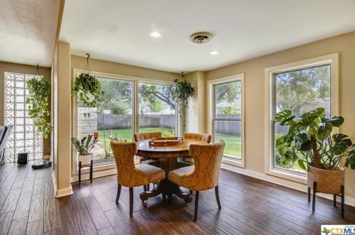 113 Alameda Cir, Victoria TX 77904-1641 exterior