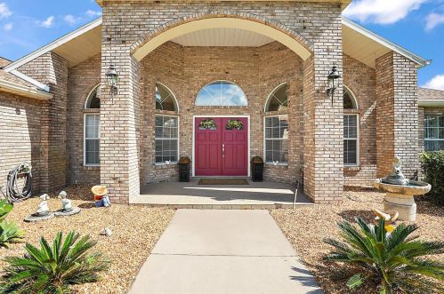 6184 66th St, Silver Springs, FL 34488-1133