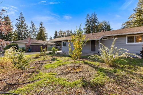 3068 Westerly Pl, Ukiah CA  95482-3510 exterior