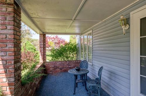 301 Allison St, West Newton, PA 15089-1105