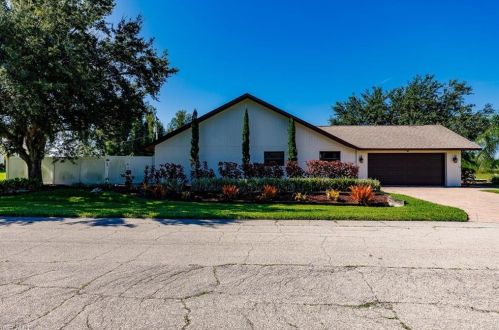 15 18th Ave, Cape Coral, FL 33991-1374