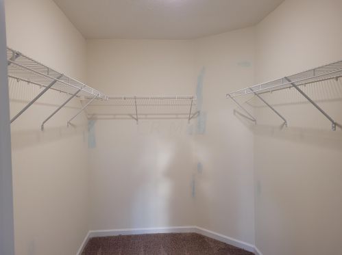 2912 Horsham Dr, Darbydale OH  43123-2116 exterior