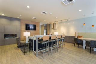 5020 California Ave, Seattle WA  98136-1208 exterior