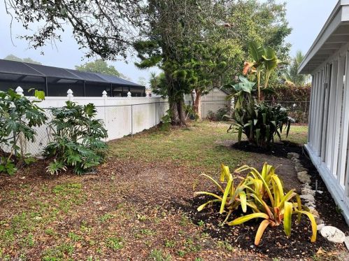 3477 Balboa Cir, Naples FL 34105-2701 exterior