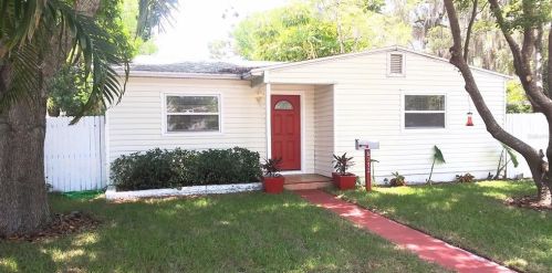 6172 1st Ave, Saint Petersburg, FL 33710-8515