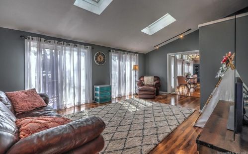 53 Alison Ave, Wallingford CT 06492-3302 exterior