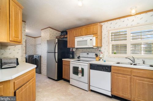 96 Country View Est, North Newton PA  17241-8760 exterior