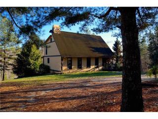 6074 Hunting Country Rd, Tryon, NC 28782-6612