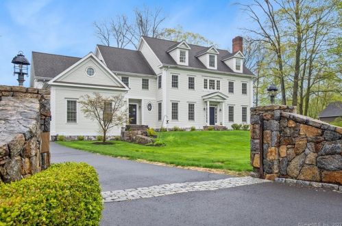 268 North St, Ridgefield, CT 06877-2529