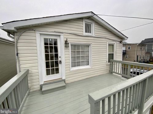 301 Pitt St, Fredericksburg, VA 22401-3628