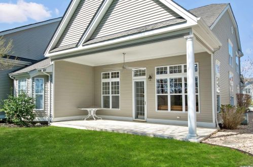47 Encore Blvd, Eastport, NY 11941-1623