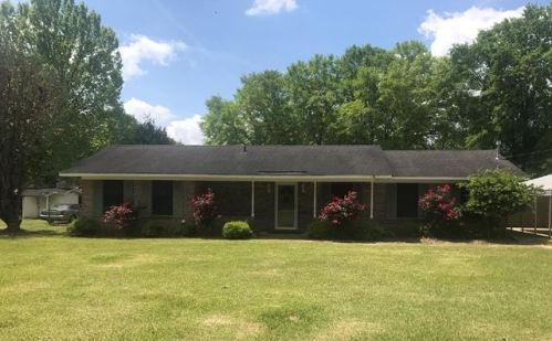 38 Hollyhock Rd, Monroeville AL  36460-2819 exterior