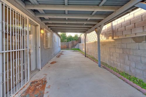 2379 Mountain Woods St, Colton CA  92324-4536 exterior