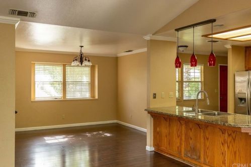 1571 8th Ave, Chico, CA 95926-7156