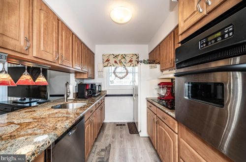 57 Toledo Ln, Willingboro NJ  08046-3743 exterior