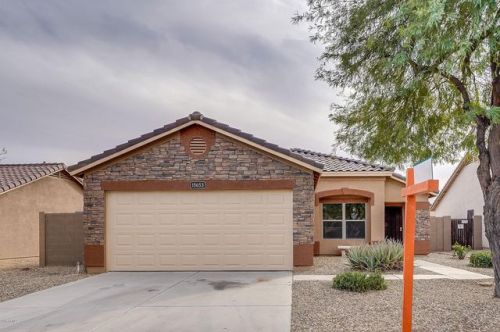 15653 Caribbean Ln, Sun City, AZ 85379-6237