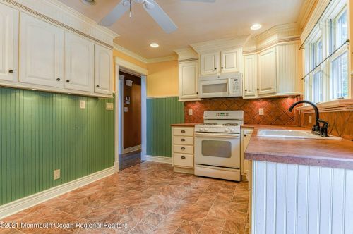 43 Piersoll Rd, Old Bridge NJ  08857-1536 exterior