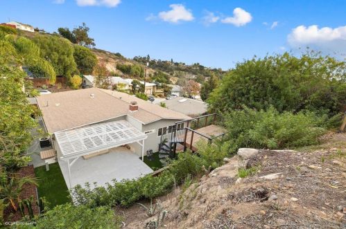 5038 Chaparral Way, San Diego CA 92115-2239 exterior