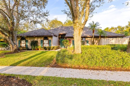 18670 Misty Lake Dr, Jupiter, FL 33458-3701