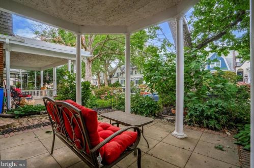 6366 Columbia Ave, Philadelphia, PA 19151-3227