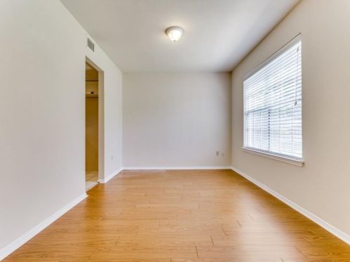 4408 Adelphi Ln, Austin TX  78727-5201 exterior