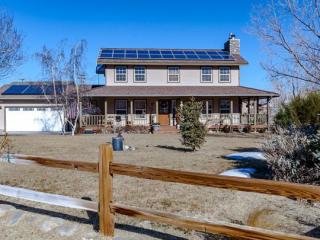 428 Reina Rd, Bishop, CA 93514-7647