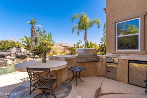 3824 Doheney Ct, Simi Valley CA  93063-0208 exterior