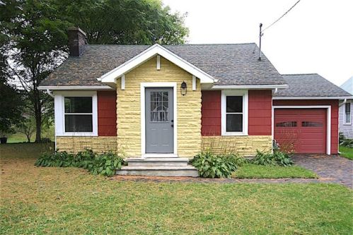 766 1st St, Fulton, NY 13069-4901