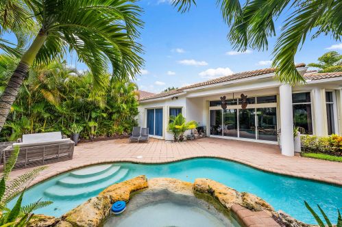 10254 Sand Cay Ln, West Palm Beach FL  33412-3009 exterior
