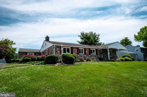 224 Carey Ln, Norristown, PA 19403-3124