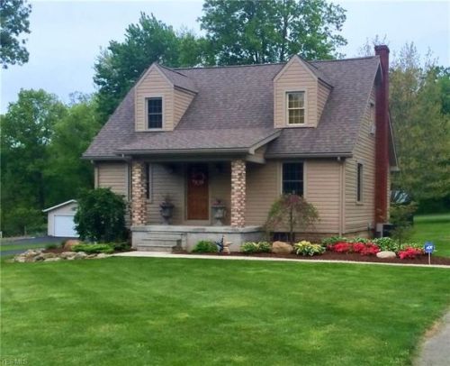 7600 Stewart Sharon Rd, Masury OH  44438-1324 exterior