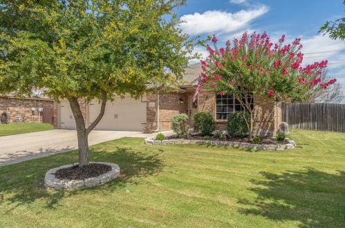 4020 Lone Star Ln, Denton, TX 76210-3499
