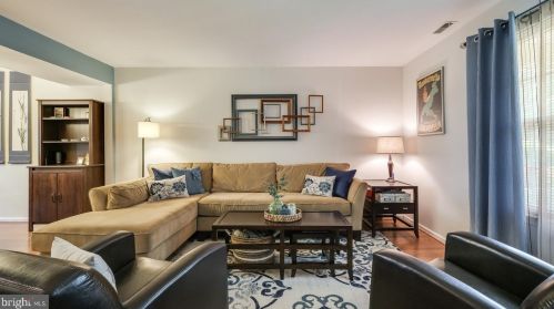 165 Timber Rd, Southampton PA  18966-2830 exterior