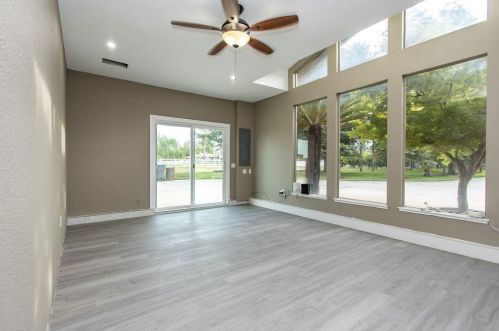 1812 Golf Rd, Turlock CA  95380-9746 exterior