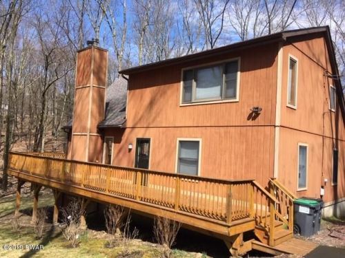 184 Lake Shore Dr, Dingmans Ferry, PA 18328-3103