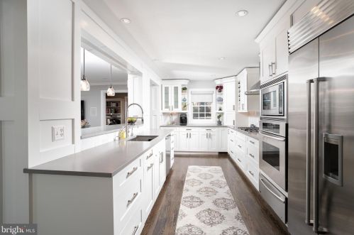 138 Herrontown Rd, Princeton NJ  08540-2921 exterior